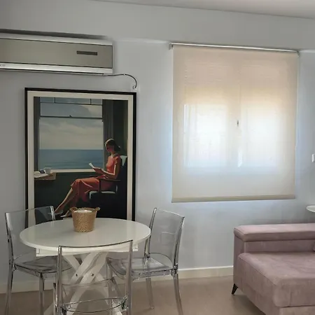 San Basilio Bookish Place شقة